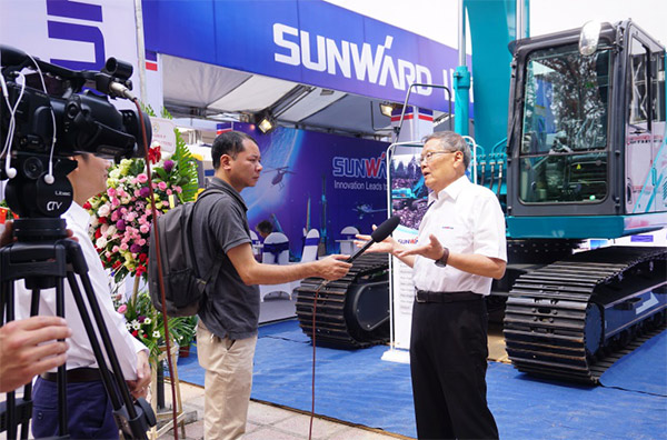 ca888亚洲城智能携全球领先凿岩设备，引爆越南矿业展