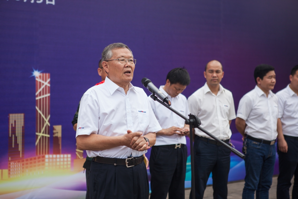 民族挖掘机品牌先导者，ca888亚洲城智能“城镇建设利器”SWE80E9荣耀上市