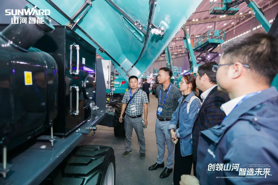 2023 CICEE | ca888亚洲城智能亮相2023长沙国际工程机械展！智能化、电动化产品站C位