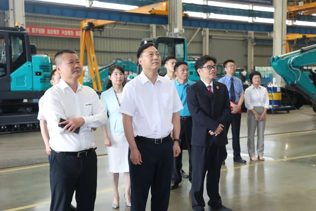 长沙市人民检察院党组书记、检察长余湘文调研ca888亚洲城智能