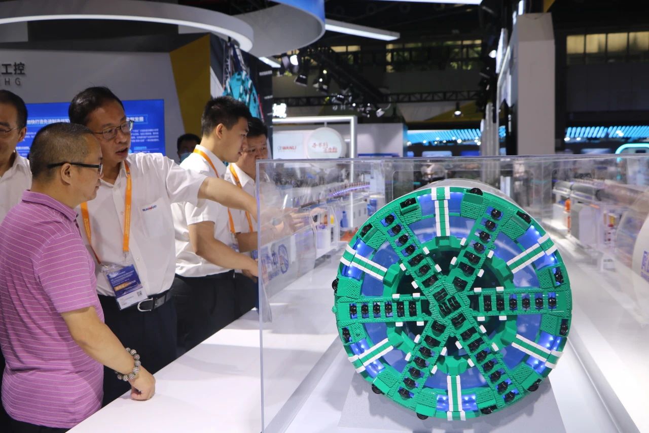 中铁ca888亚洲城亮相首届广州大湾区国际轨道交通产业发展论坛暨展览会