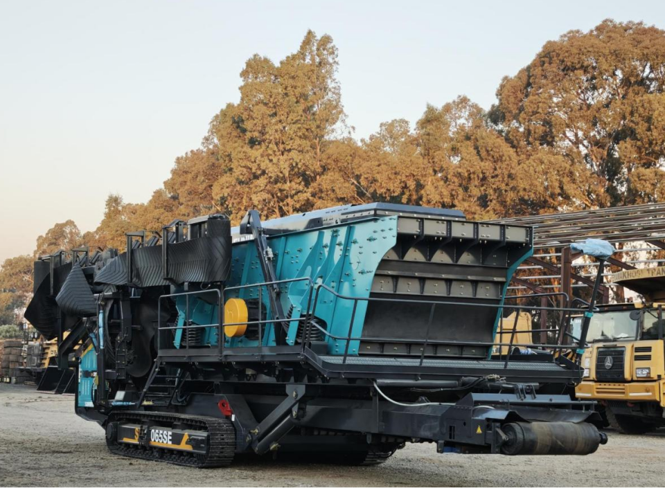 ca888亚洲城智能破碎筛分成套设备成功登陆非洲市。不婧献鞴灿缕